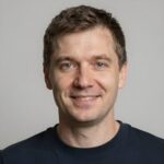 Клиент Алексей после заказа услуги круглосуточной эвакуации автомобиля в Пскове от компании Эвакуация Псковия