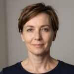 Марина, довольный клиент компании Эвакуация Псковия, воспользовавшаяся услугой круглосуточного вывоза автомобиля в Пскове